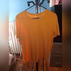 Universal Thread Goods Co Large Gold Short Sleeve Shirt Pre-owned